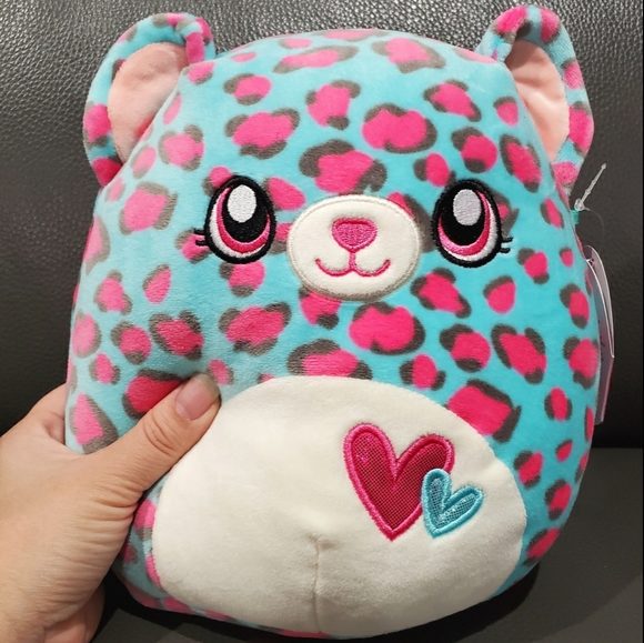 8" Squishmallow Chelsea Valentine edition - Picture 5 of 5